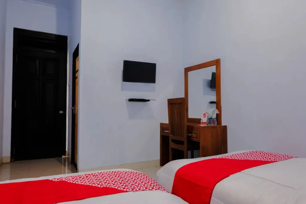 Бату: Bing Jaya Guest House by OYO Rooms
