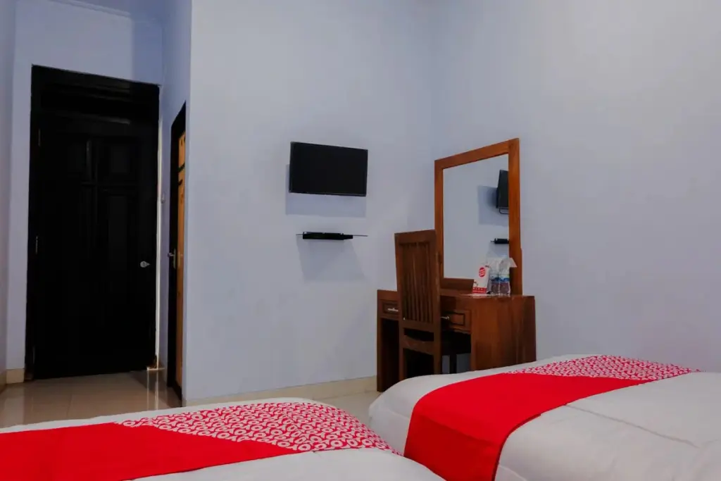 Бату: Bing Jaya Guest House by OYO Rooms