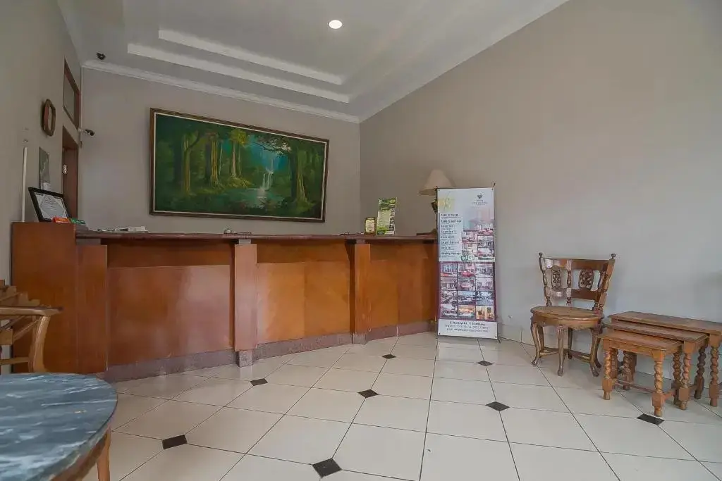 Лембанг: Yehezkiel Hotel Lembang RedPartner