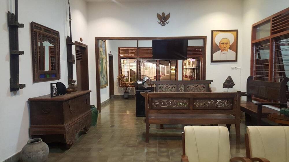 Тулунгагунг: Sultan Guest House & Resto Tulungagung