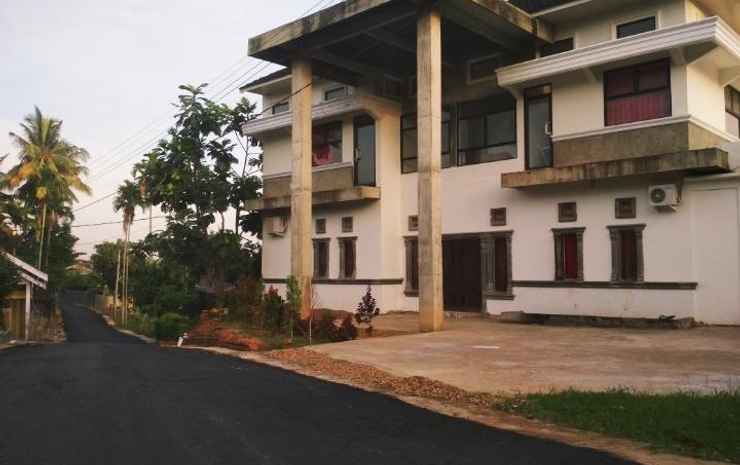 Джамби: Almira Homestay