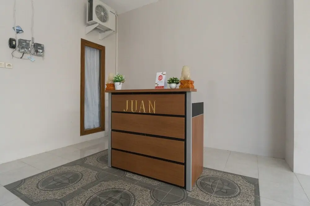 Батуретно: Juan Palace by OYO Rooms