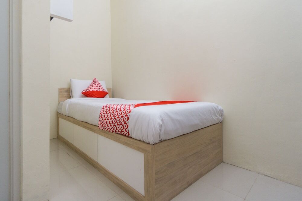 Батуретно: Juan Palace by OYO Rooms