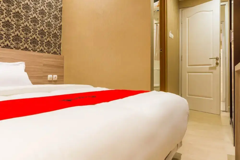 Бандунг: Dipatiukur Guesthouse By RedDoorz
