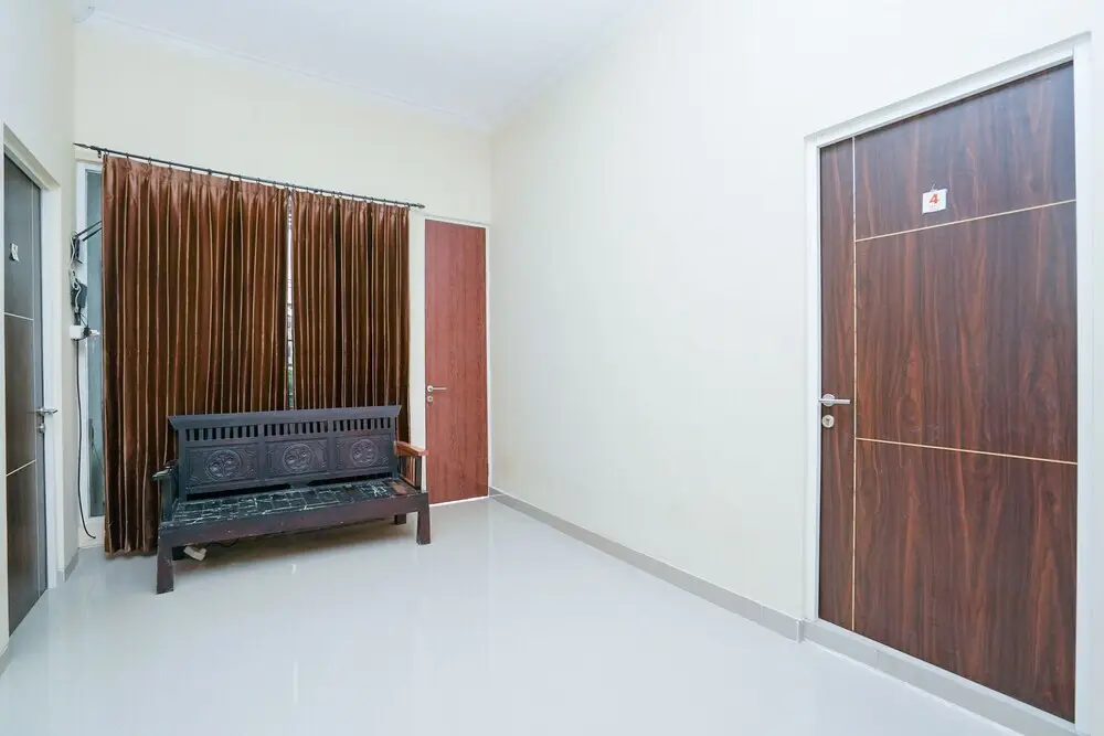 Сурабая: RedDoorz @ Sukomanunggal Surabaya
