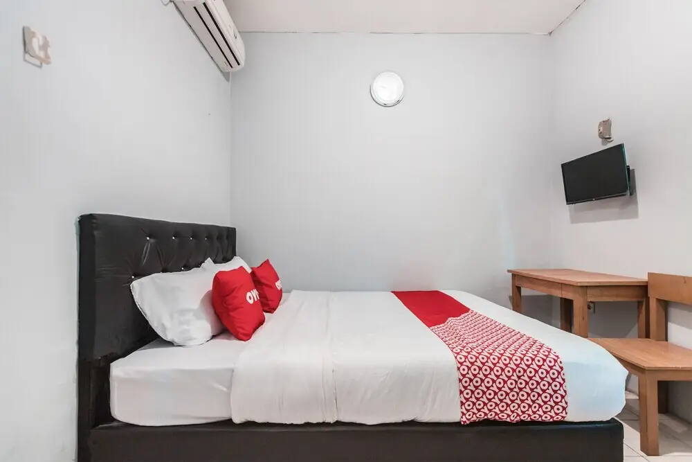 Бекаси: Amira Guest House by OYO Rooms
