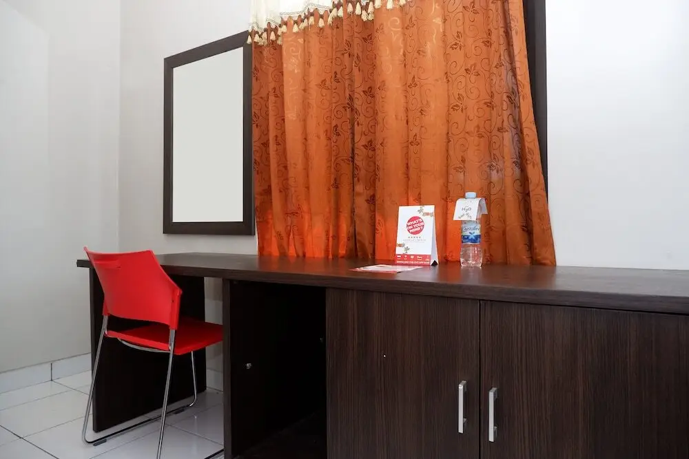 Семаранг: Kost Harmoni by RedDoorz
