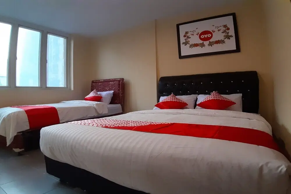 Медан: Angelyn Home Stay by OYO Rooms
