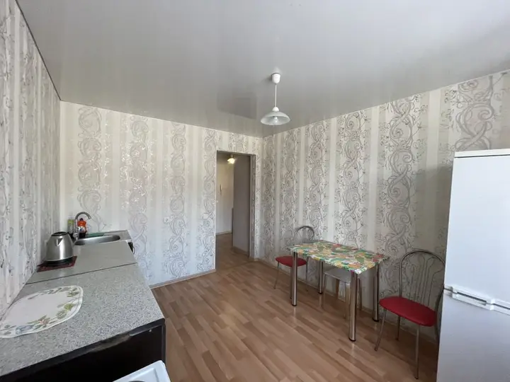 Уфа: Апартаменты Джалиля Киекбаева 4 Колосс