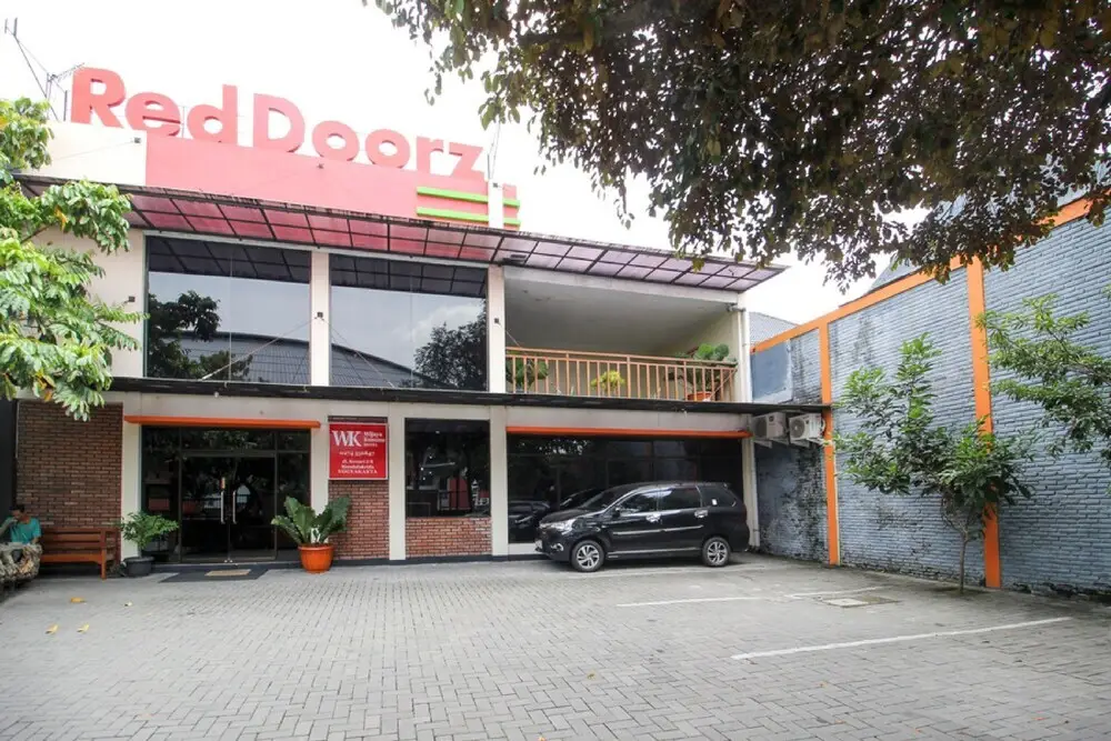 Hotel Wijaya Kusuma by Reddoorz — фото 1
