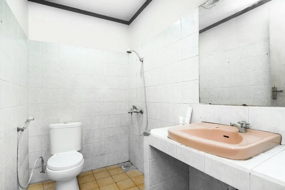 Тенггаронг: Hotel Pelangi Harapan by OYO Rooms