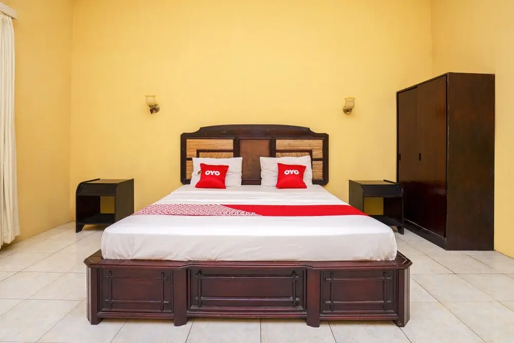 Тенггаронг: Hotel Pelangi Harapan by OYO Rooms