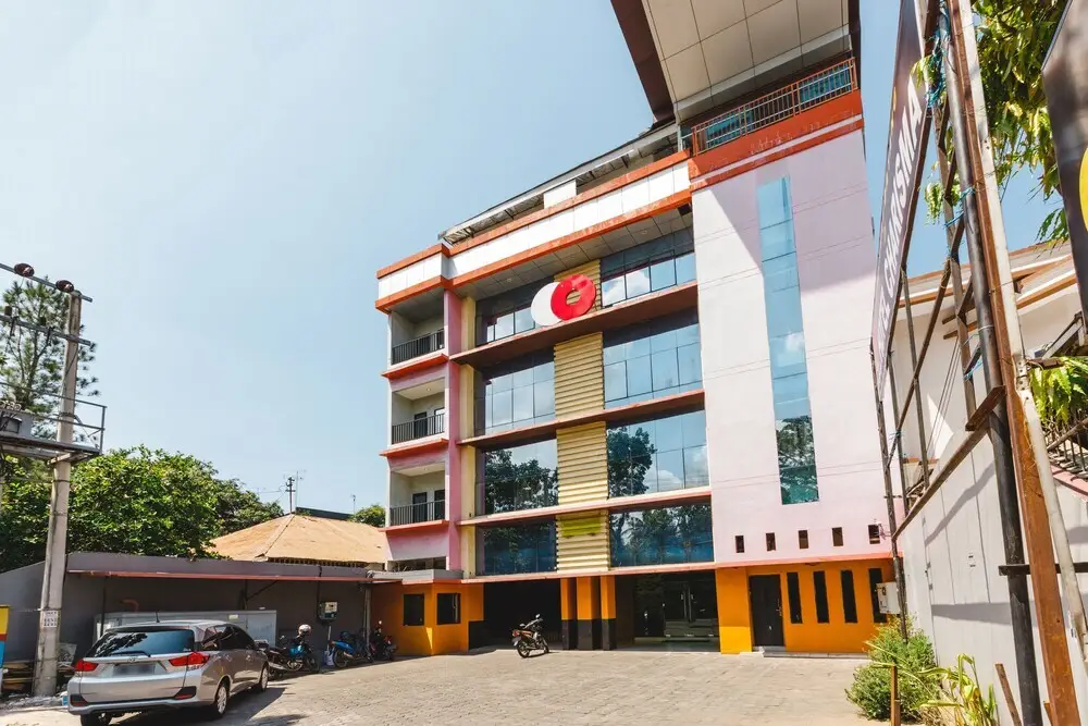 Hotel Charisma Marine by OYO Rooms — фото 1