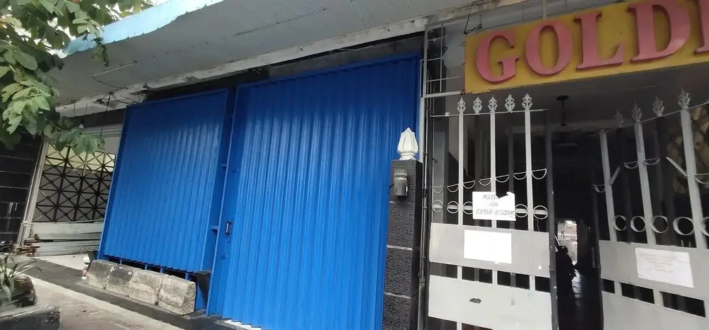 Батуретно: Golden Inn 1