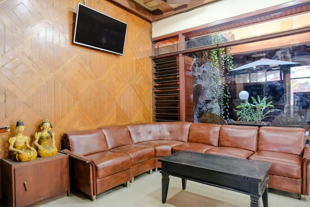 Понорого: Hotel Dirgahayu by OYO Rooms