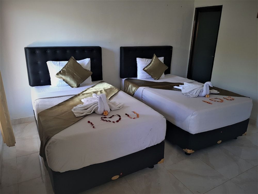 Лембонган-Айленд: Nunung Guest House