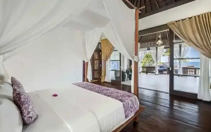 Темеси: Bougain Villa