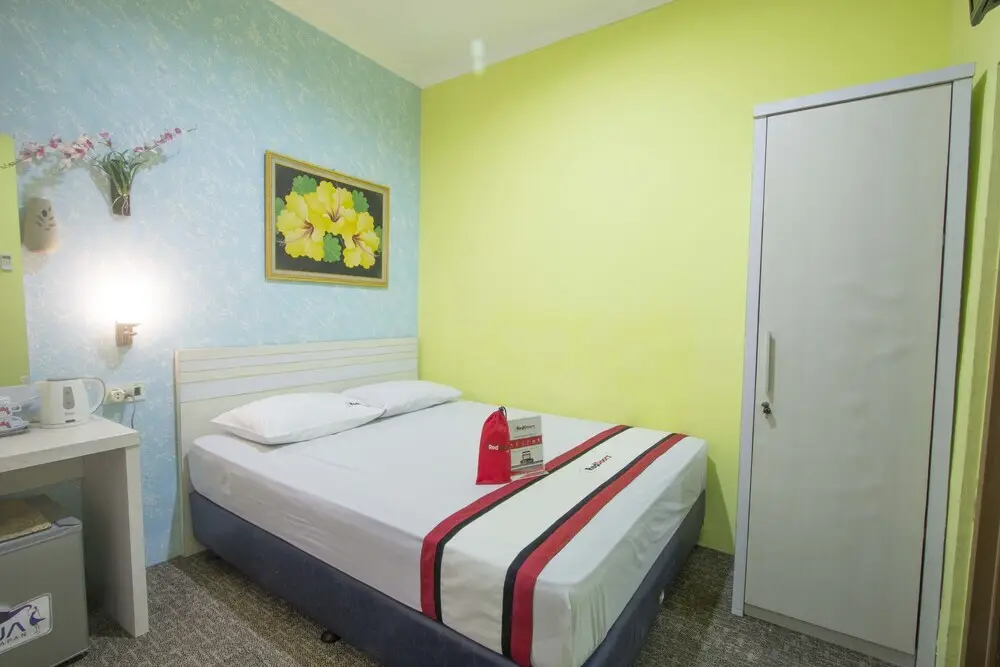 Джокьякарта: Reddoorz Plus Near Plaza Ambarukmo