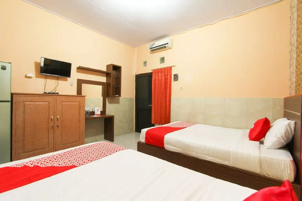 Баньюванги: Al Firdausi Residence by Oyo Rooms