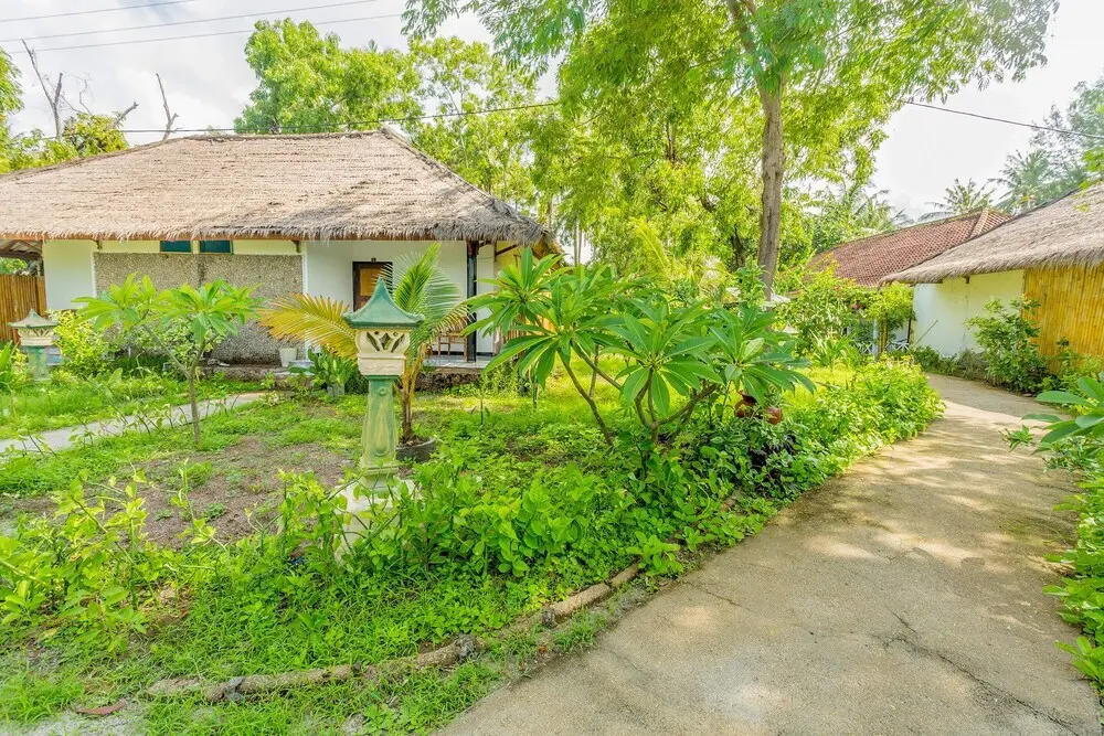 Гили Аир: Hotel Gili Air & Restaurant by OYO Rooms
