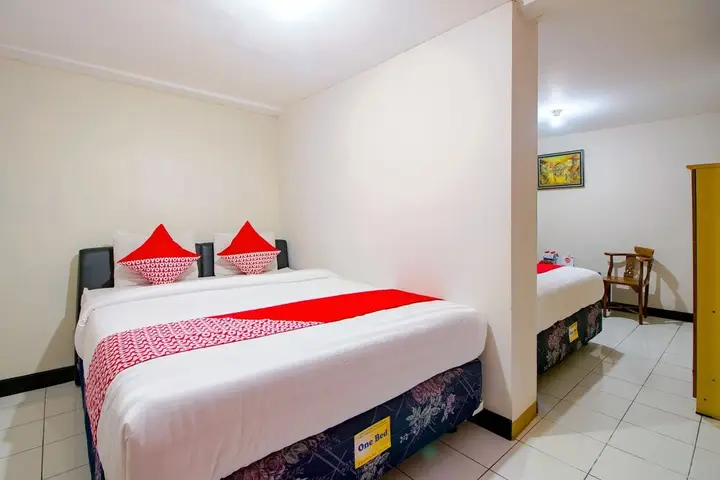 Батуретно: Bukit Indah Hotel & Restaurant by OYO Rooms