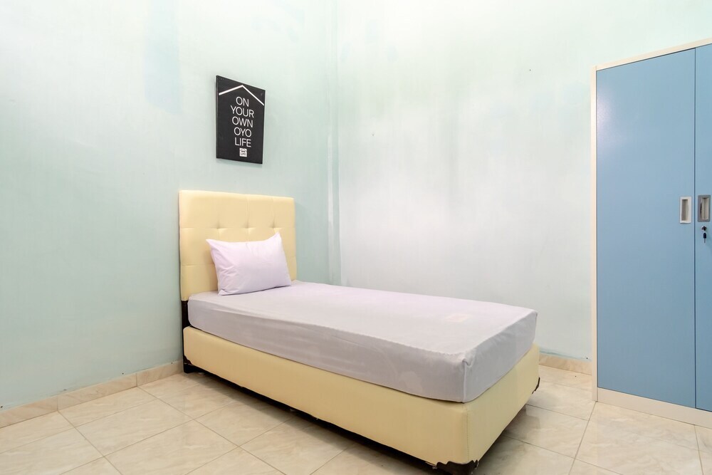 Медан: Arista Residence by OYO Rooms