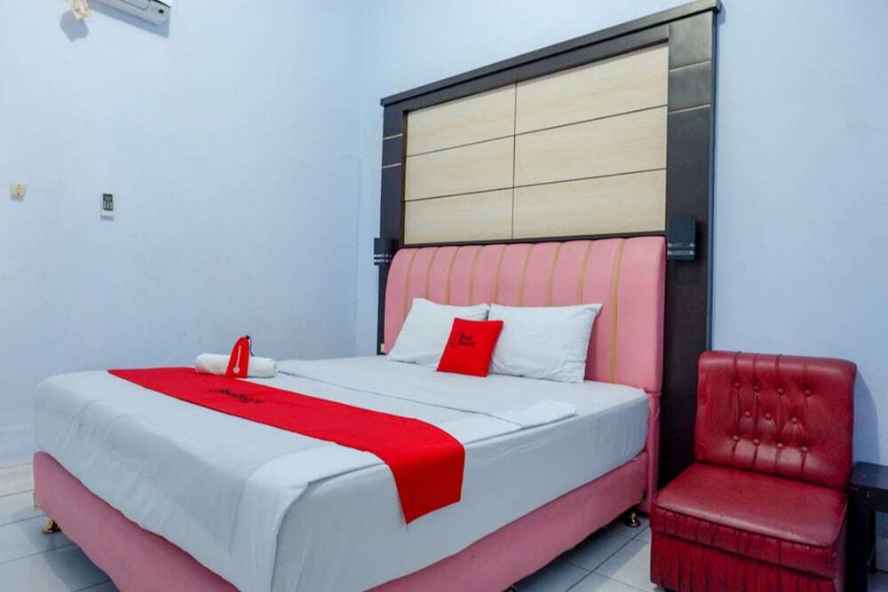 Пекалонган: Hotel Indonesia Pekalongan by RedDoorz