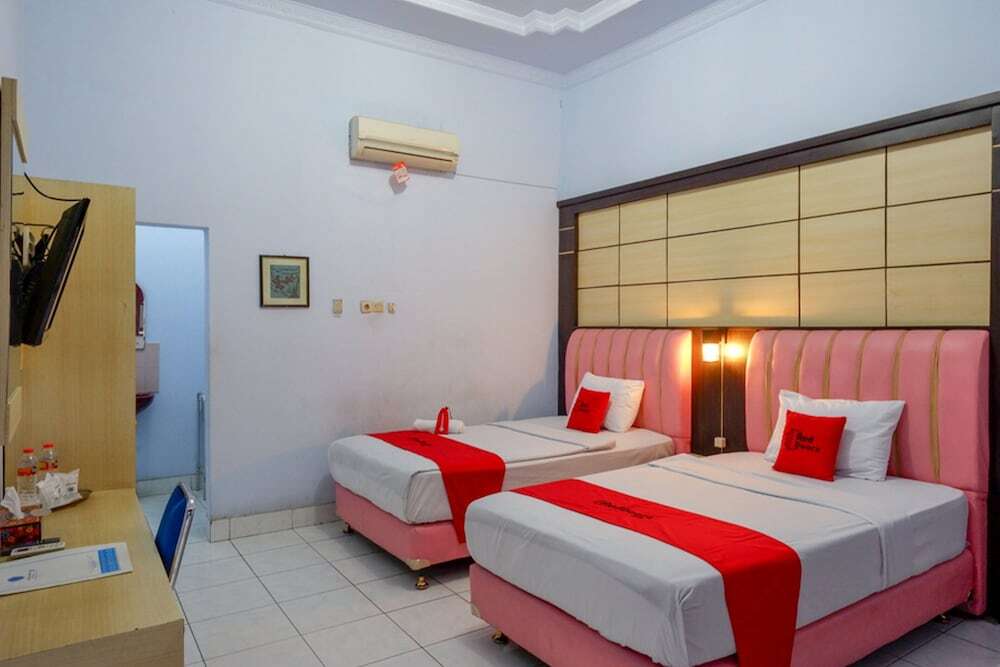 Пекалонган: Hotel Indonesia Pekalongan by RedDoorz