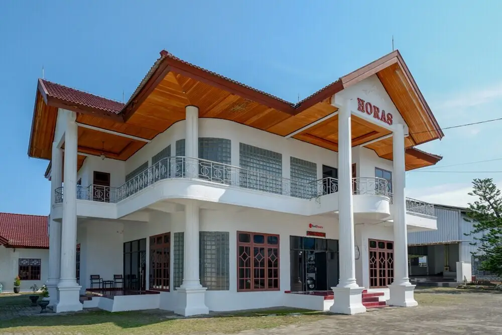 Hotel Horas Palopo by RedDoorz — фото 1