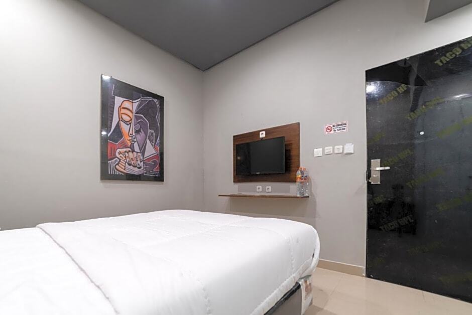 Медан: Glamour Hotel and Spa