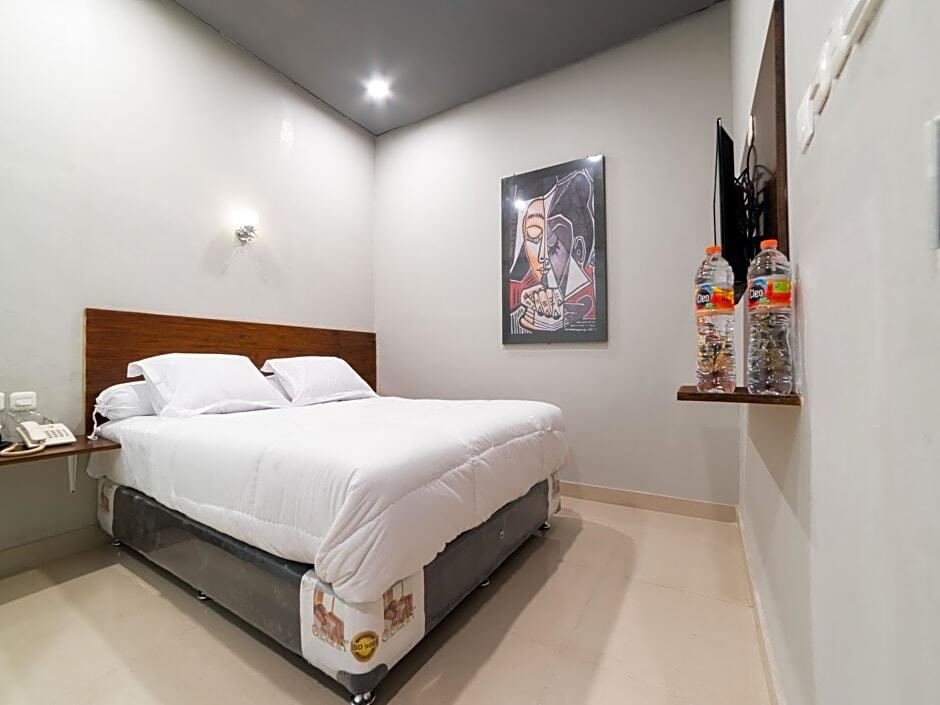 Медан: Glamour Hotel and Spa