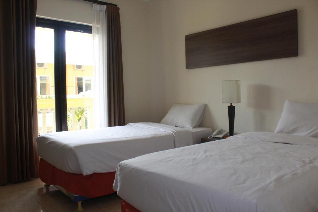Блора: Mega Bintang Sweet Hotel 2