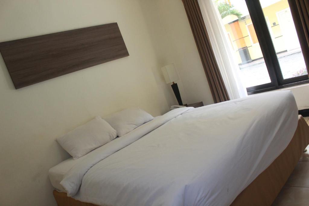Блора: Mega Bintang Sweet Hotel 2