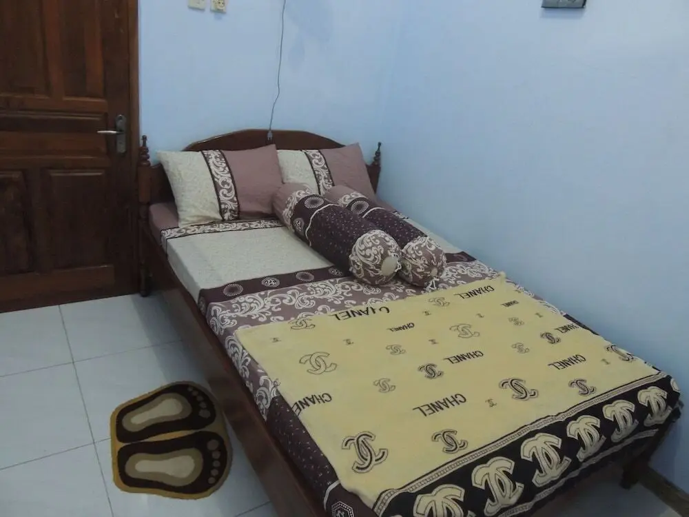 Кебумен: Avicenna 2 Guesthouse