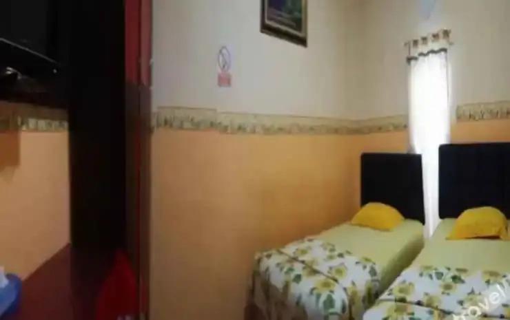 Прабумулих: Hotel Nayora Prabumulih