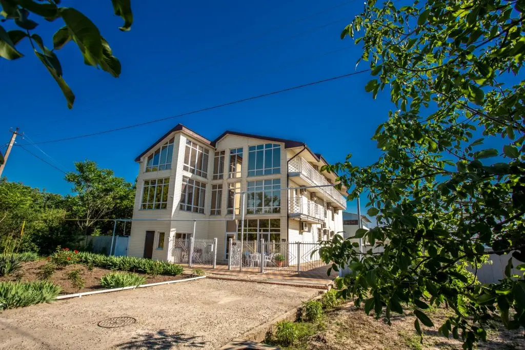 Глафировка: Edem (Glafirovka)