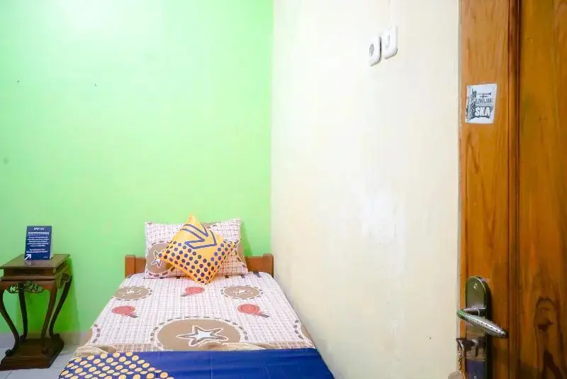 Лумаджанг: Wallet Family Residence Syariah by OYO Rooms