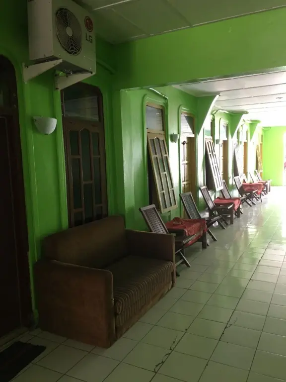 Парангтритис: Hotel Trias Parangtritis