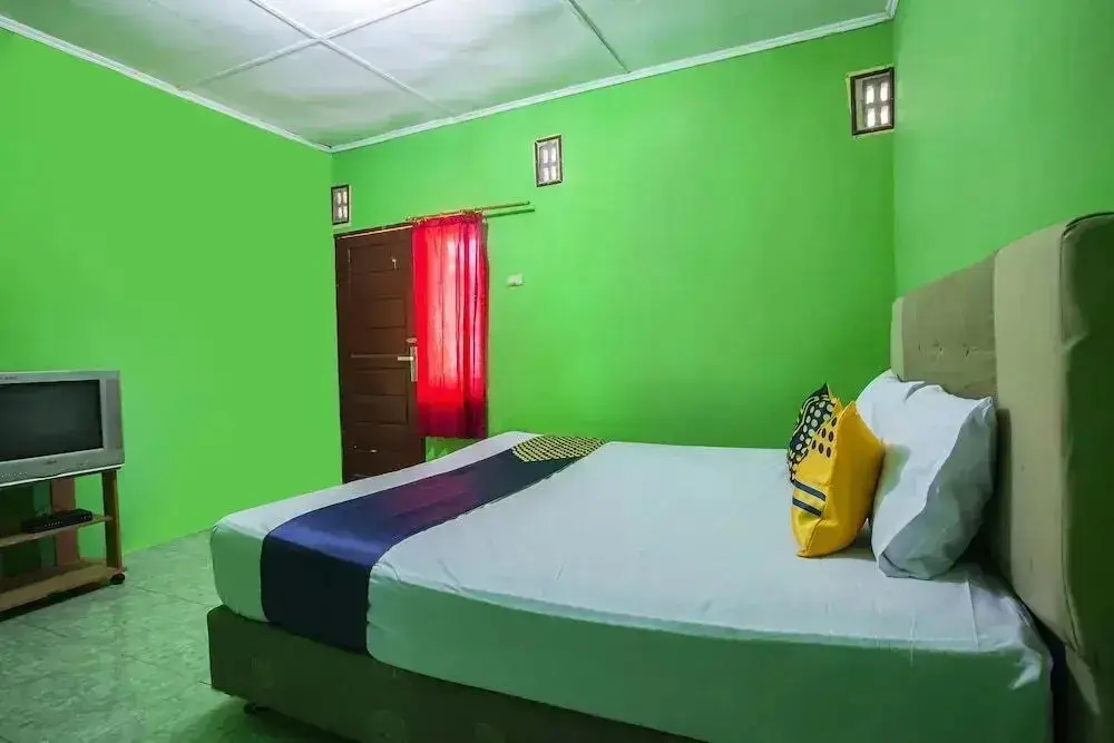 Пангамбатен: Hotel Permata by OYO Rooms