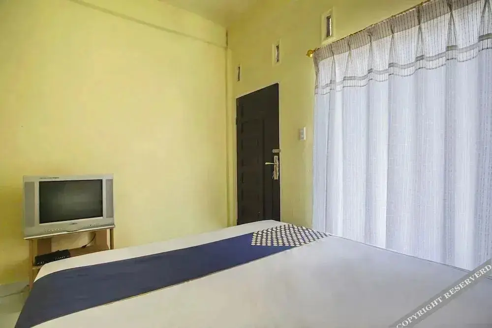 Пангамбатен: Hotel Permata by OYO Rooms