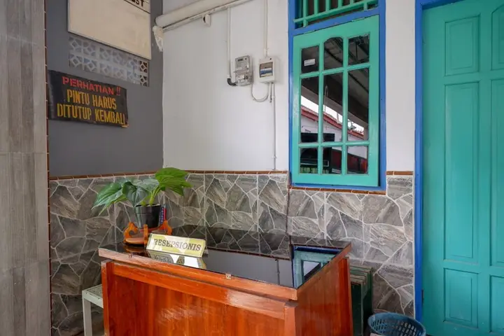 Тегал: Capital O 92929 Hotel New Tirta Kencana Syariah