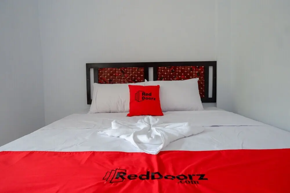Тегал: Capital O 92929 Hotel New Tirta Kencana Syariah