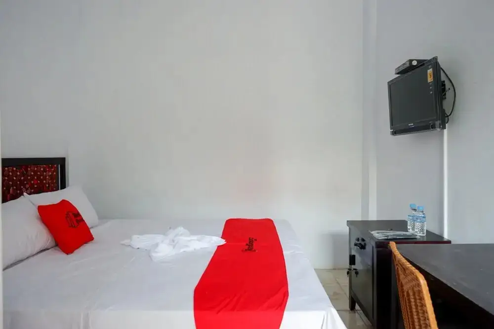 Тегал: Capital O 92929 Hotel New Tirta Kencana Syariah