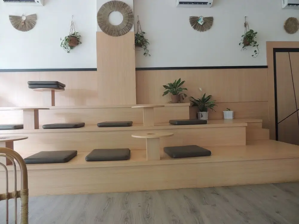 Депок: V Apartment