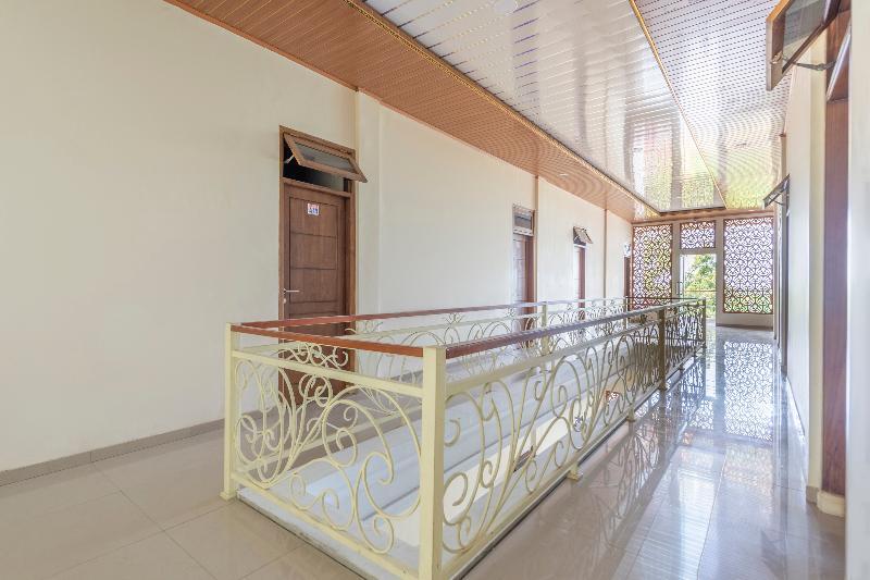 Griya Tentrem Syariah by OYO Rooms — фото 1