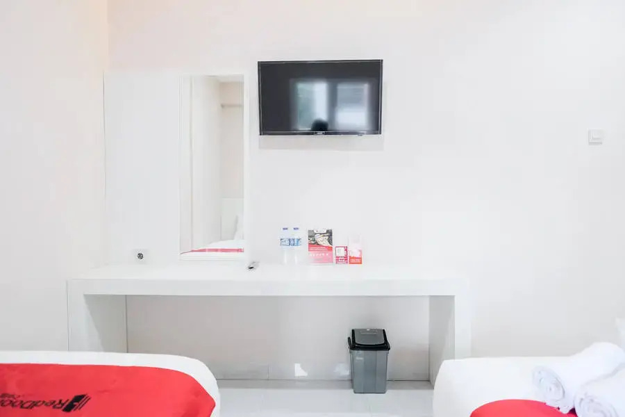 Медан: Reddoorz Plus Near Deli Park Mall Medan
