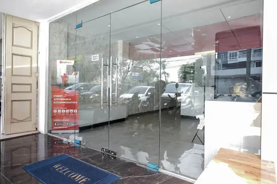 Медан: Reddoorz Plus Near Deli Park Mall Medan