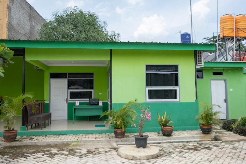 Бранти: Branti Raya Guest House Syariah by OYO Rooms