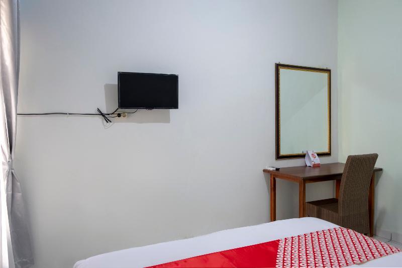Бранти: Branti Raya Guest House Syariah by OYO Rooms