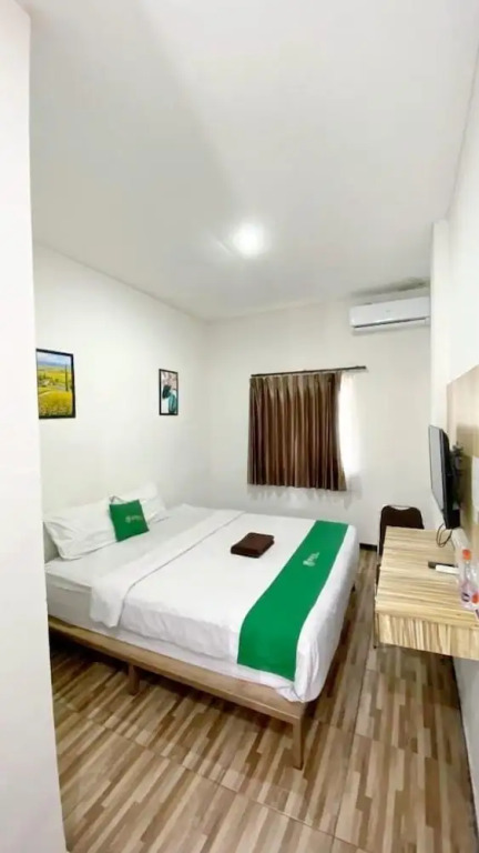 Маланг: Bima Guest House by OYO Rooms